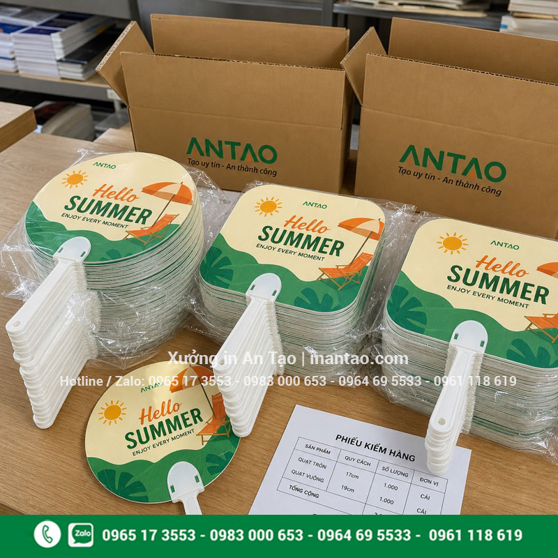 Đơn in quạt giấy theo yêu cầu đã hoàn thiện Đóng gói đơn in quạt giấy theo yêu cầu sẵn sàng giao