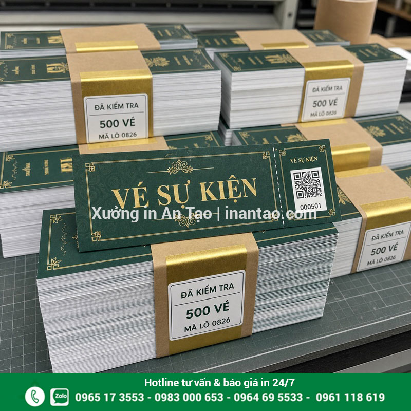 Kiểm tra đóng gói vé sự kiện thành phẩm Kiểm tra số lượng và đóng gói vé sự kiện sau khi in